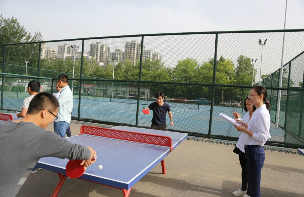 乒乓球1.jpg