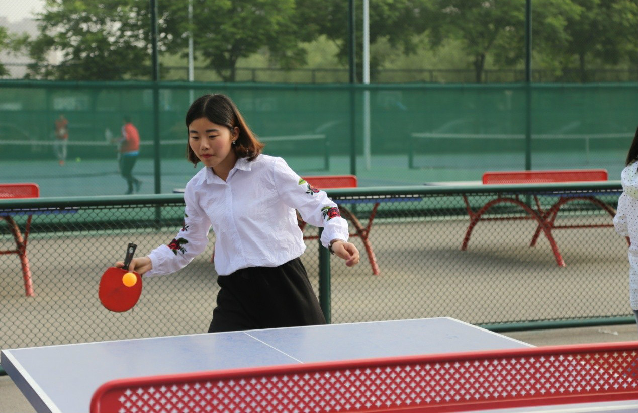 乒乓球2.jpg